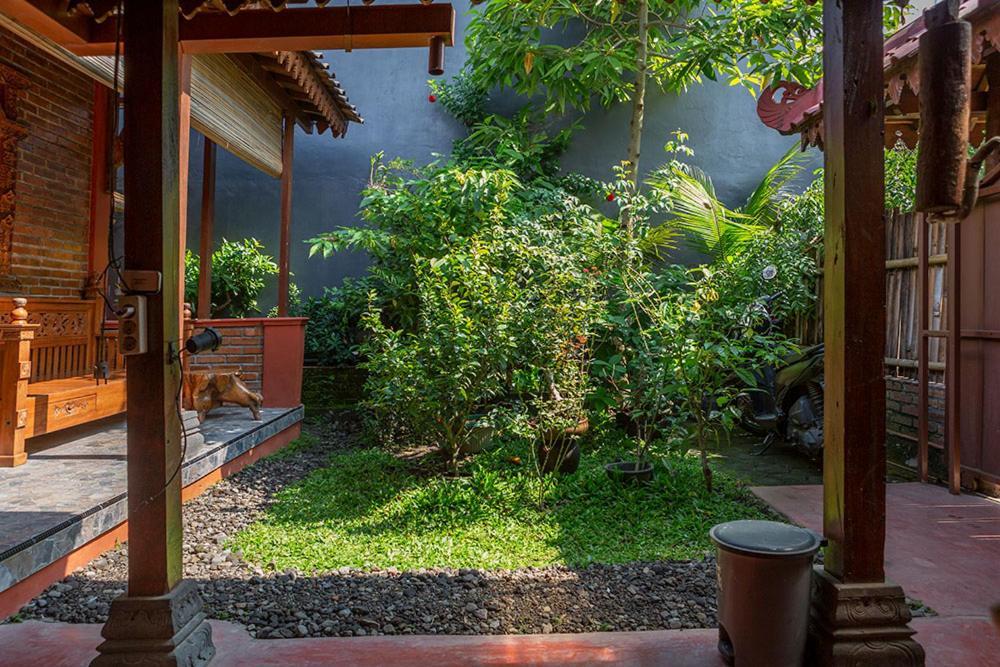 Rumah Ukhi Guest House Cebongan Dış mekan fotoğraf