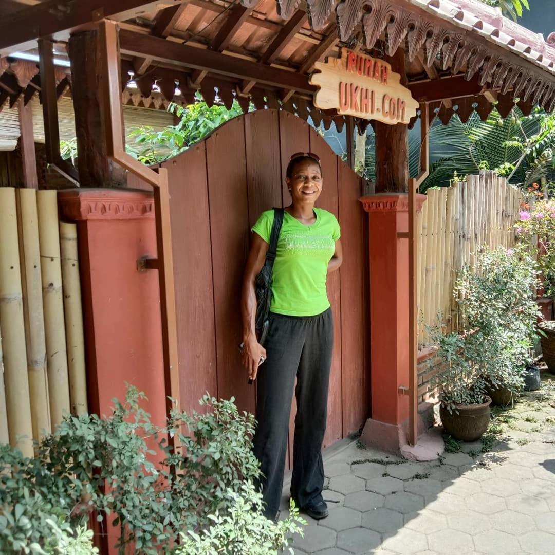 Rumah Ukhi Guest House Cebongan Dış mekan fotoğraf