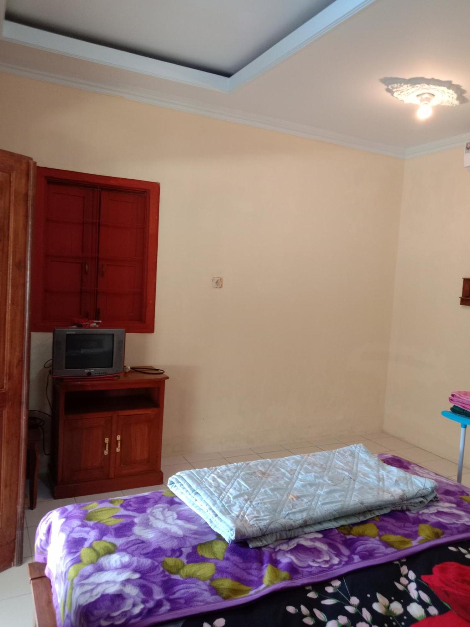 Rumah Ukhi Guest House Cebongan Dış mekan fotoğraf