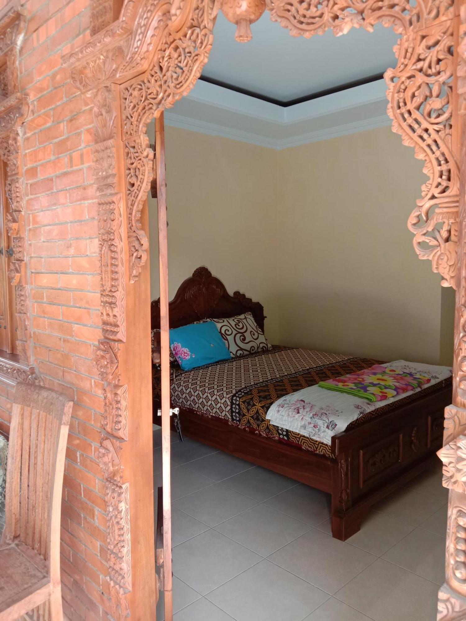 Rumah Ukhi Guest House Cebongan Dış mekan fotoğraf