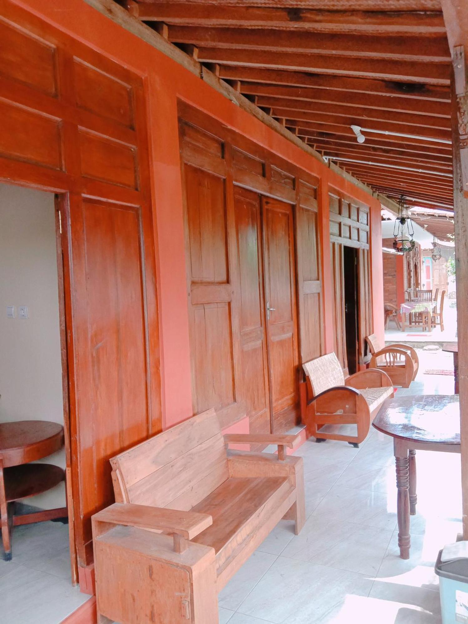 Rumah Ukhi Guest House Cebongan Dış mekan fotoğraf