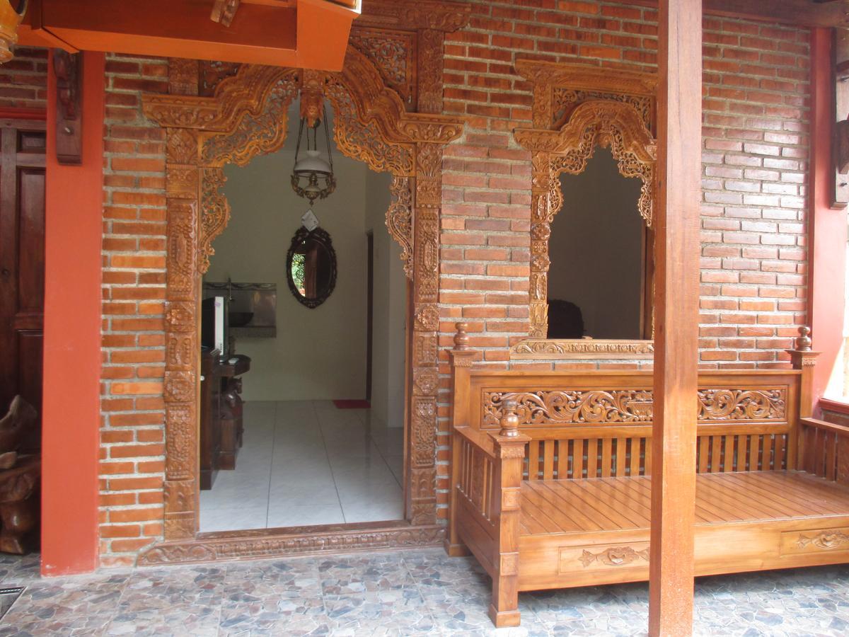 Rumah Ukhi Guest House Cebongan Dış mekan fotoğraf